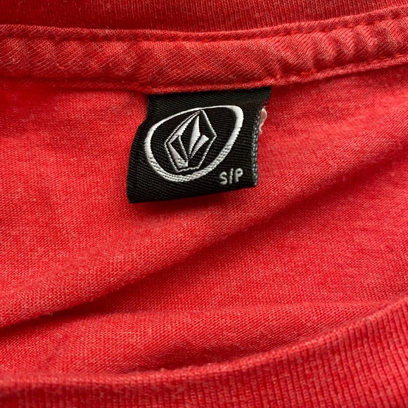 Volcom genuine shirt Size S red - Picture 2 of 2